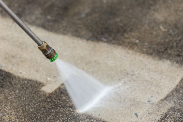 Garage Floor Power Washing in Vienna