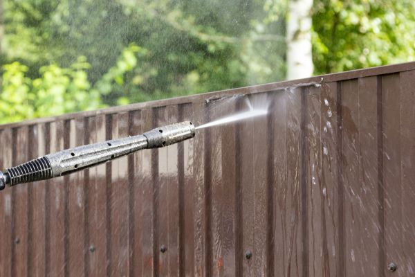 Vinyl Fence Cleaning in Vienna