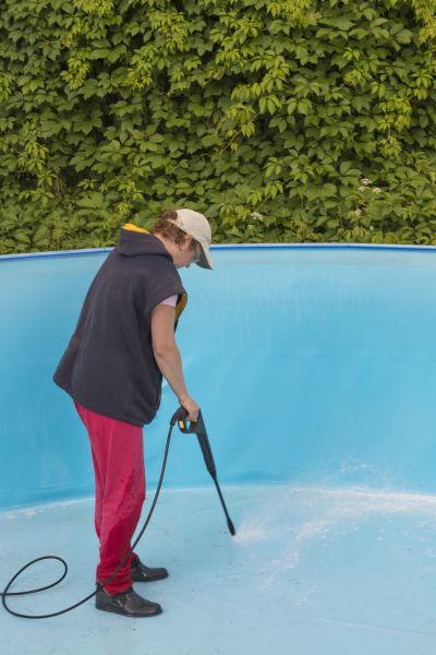 Pool Pressure Washing in Vienna